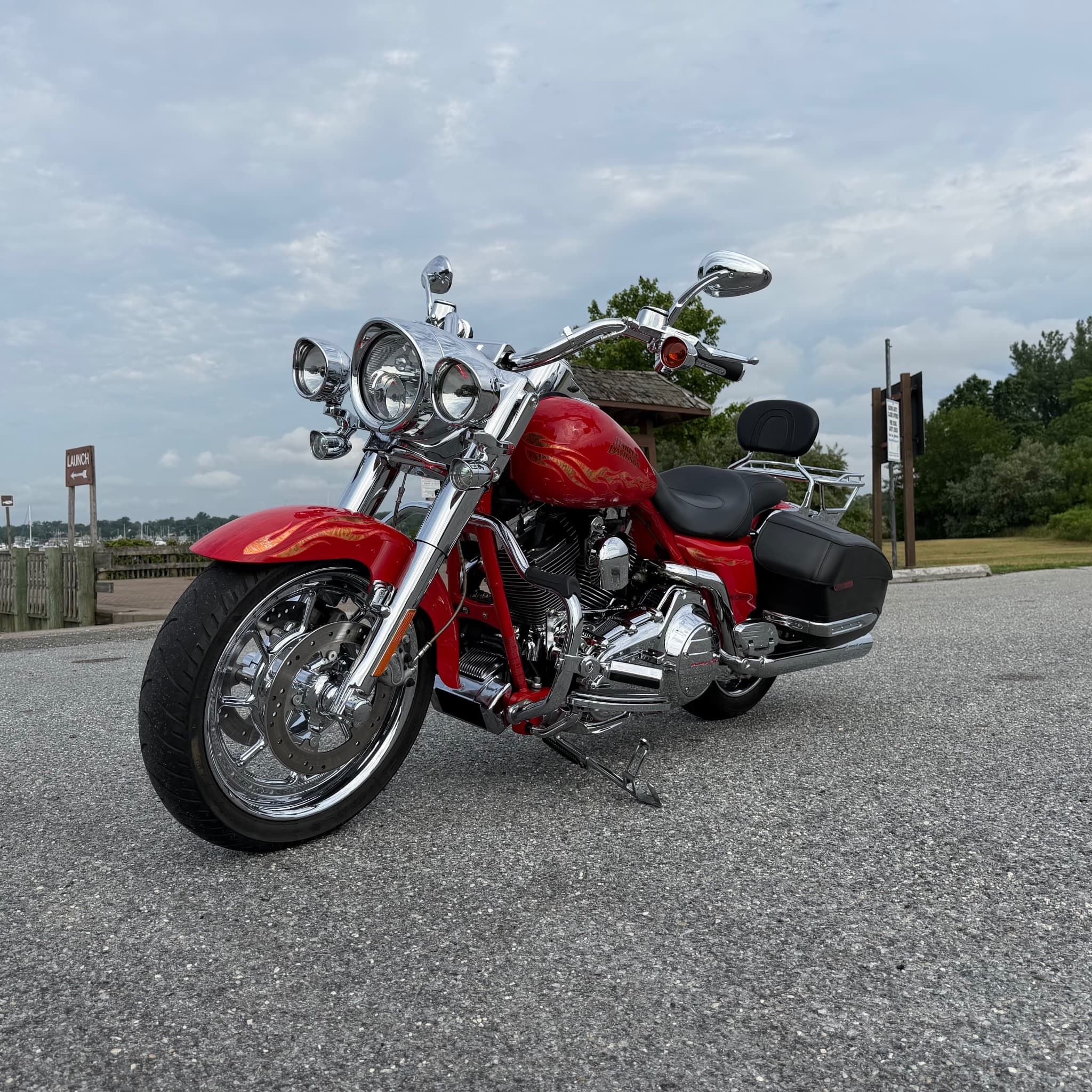 2007 Harley Davidson Road King CVO — photo 3