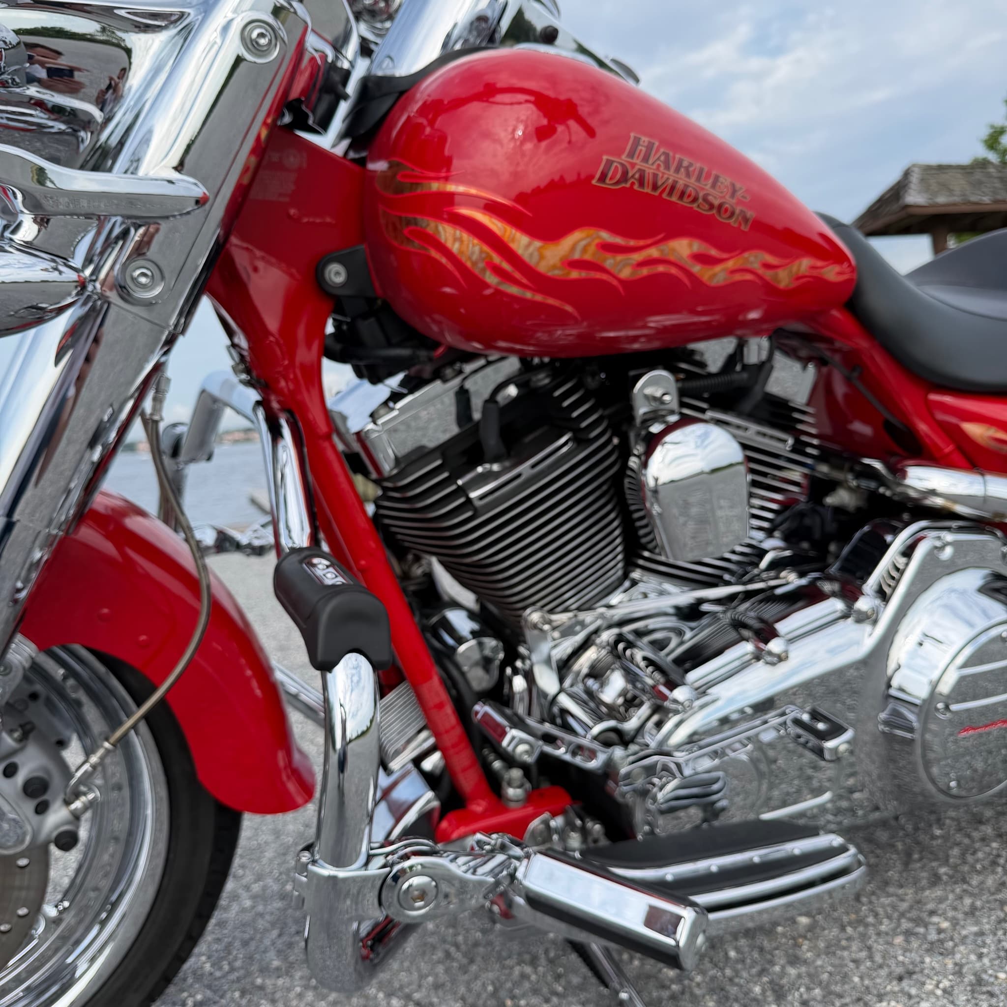 2007 Harley Davidson Road King CVO — photo 24