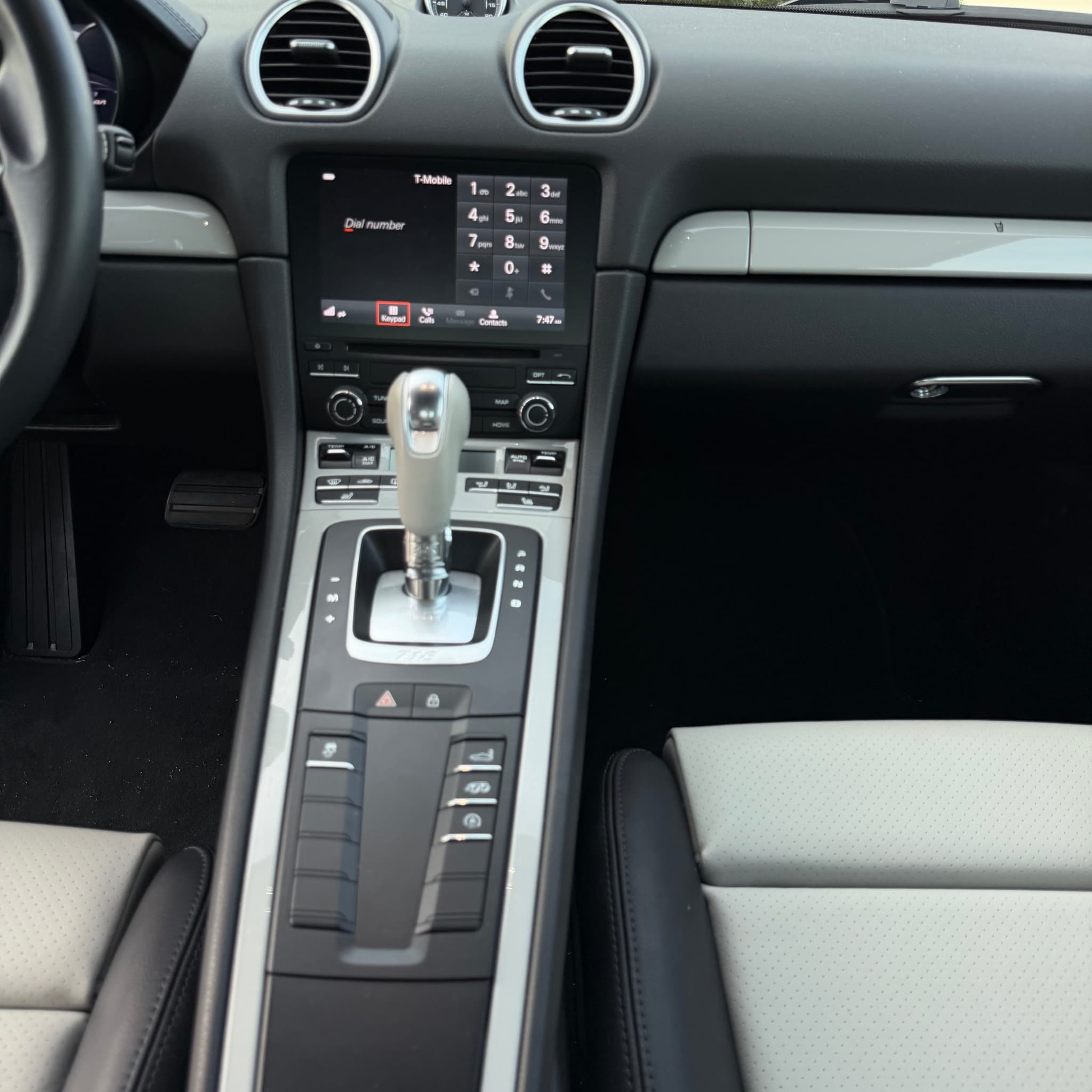 2025 Porsche 718 Cayman — photo 32