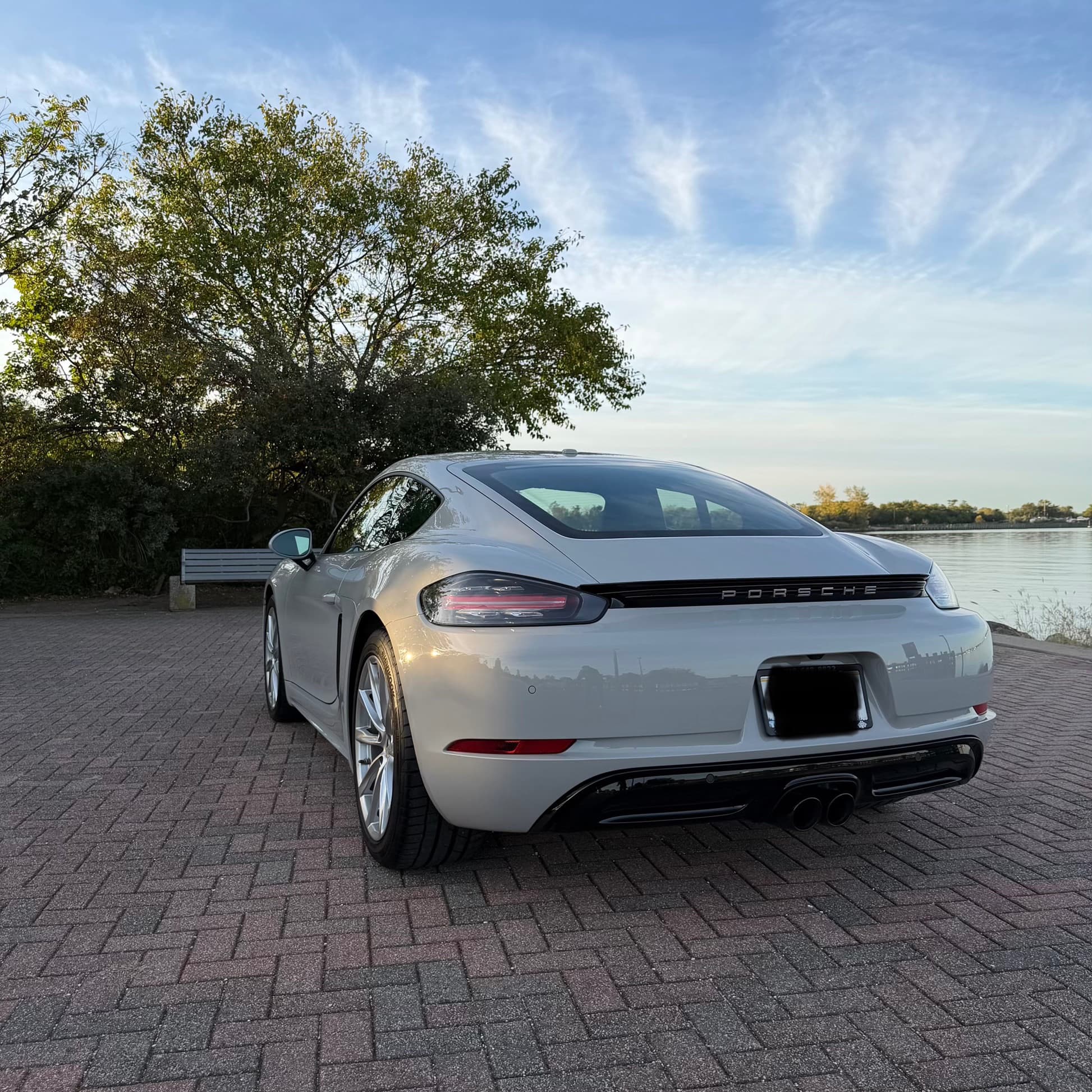 2025 Porsche 718 Cayman — photo 7