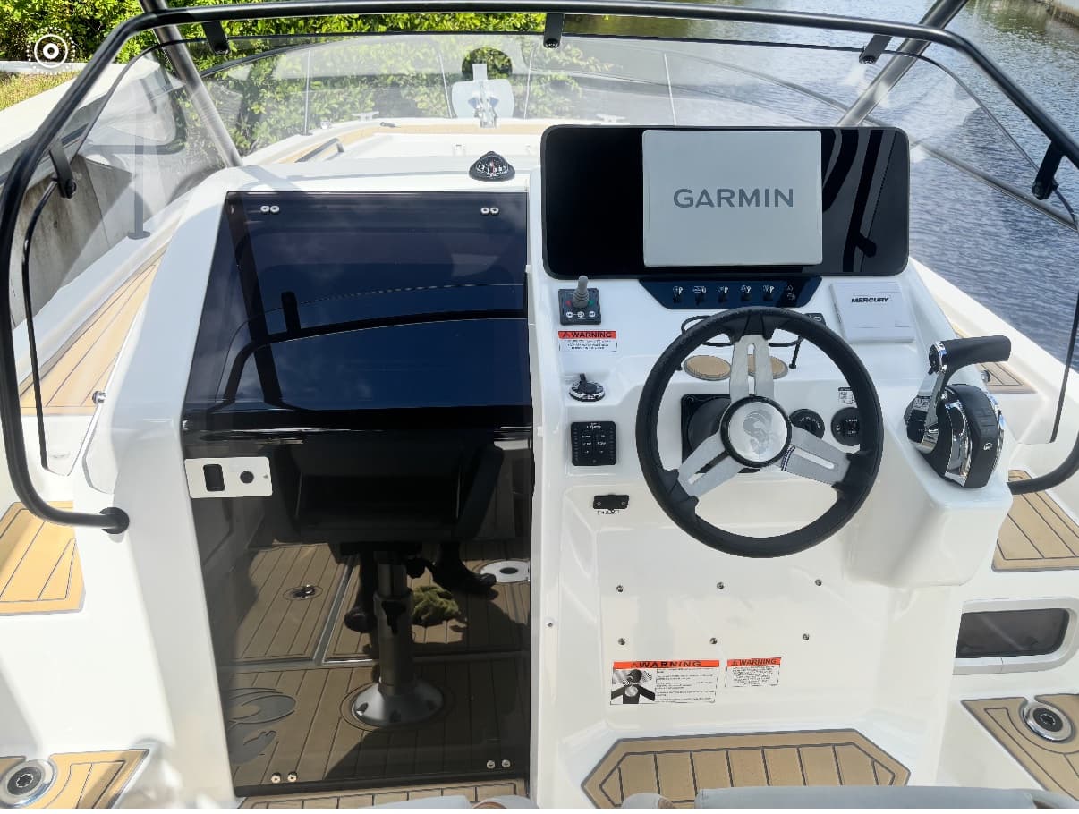2024 Beneteau Flyer 8 Sundeck — photo 9