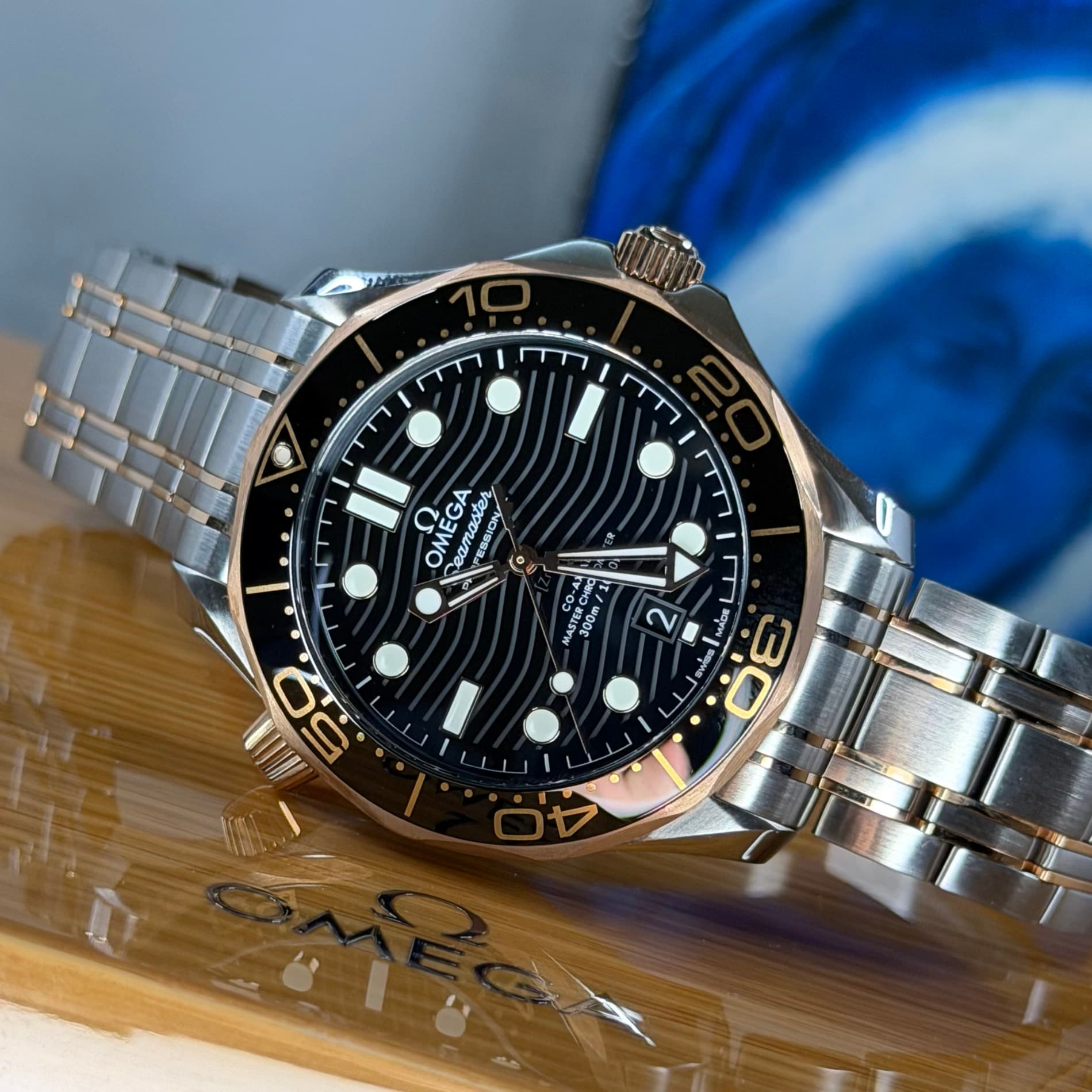 Omega Seamaster Sedna Gold/Steel (Ref. 21020422001001)