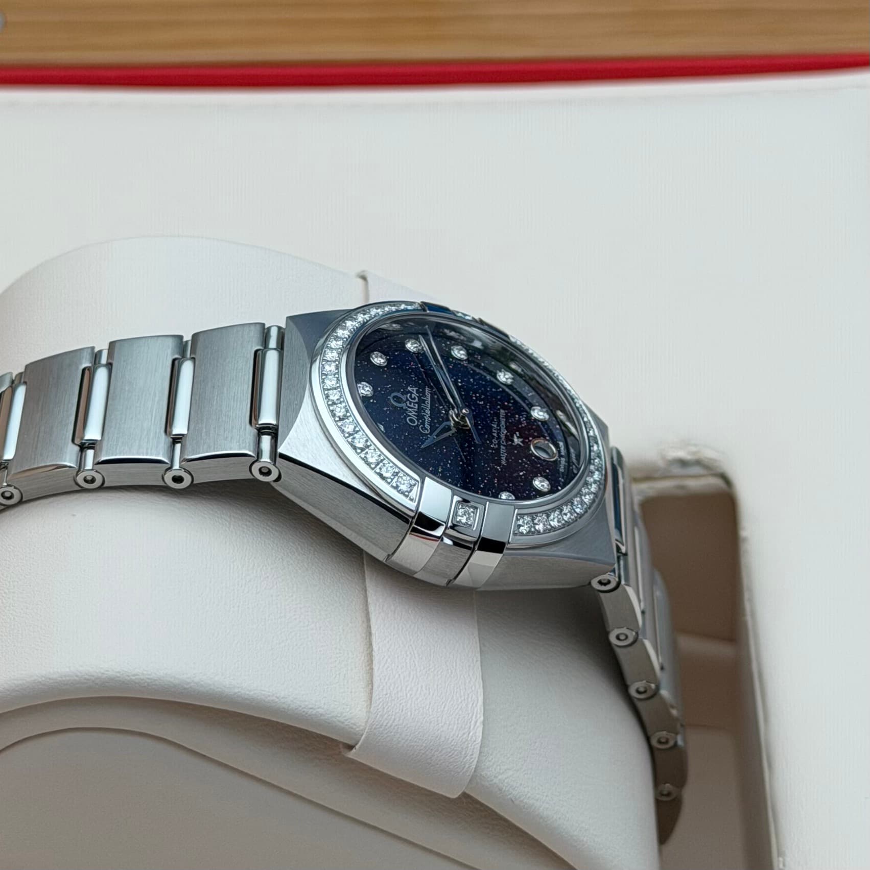 Omega Ladies Constellation Diamond (Ref. 13115292053001) — photo 6