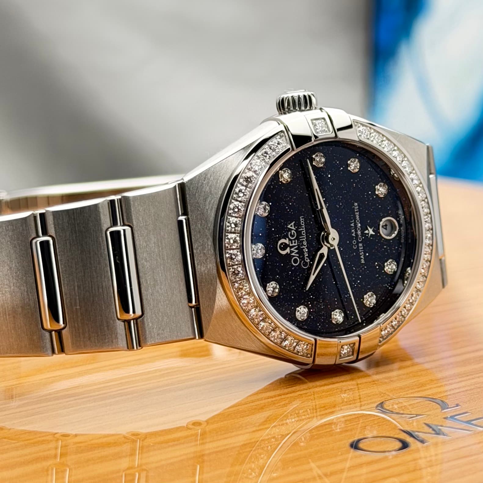 Omega Ladies Constellation Diamond (Ref. 13115292053001) — photo 19