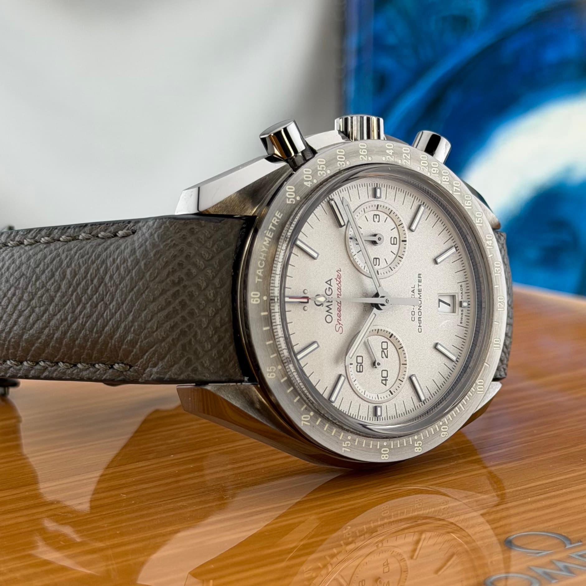 Omega Dark Side of the Moon (Ref. 31193445199001) — photo 12