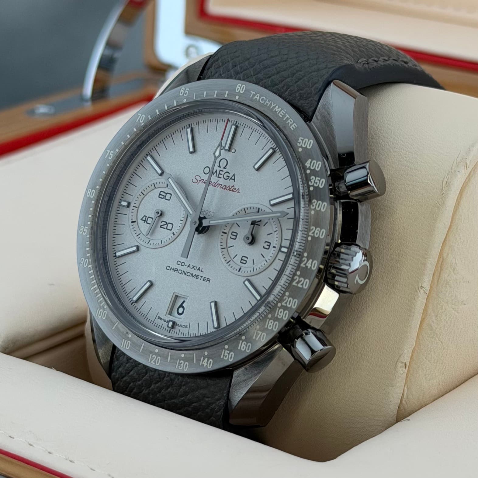Omega Dark Side of the Moon (Ref. 31193445199001) — photo 15
