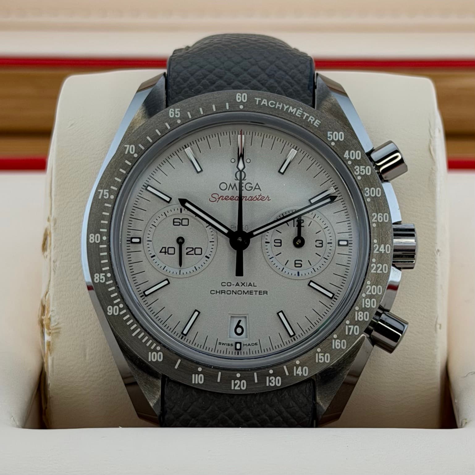 Omega Dark Side of the Moon (Ref. 31193445199001) — photo 2