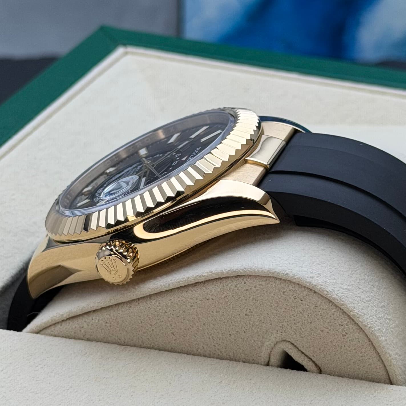 Rolex Sky-Dweller (Ref. 326238-0009) — photo 11