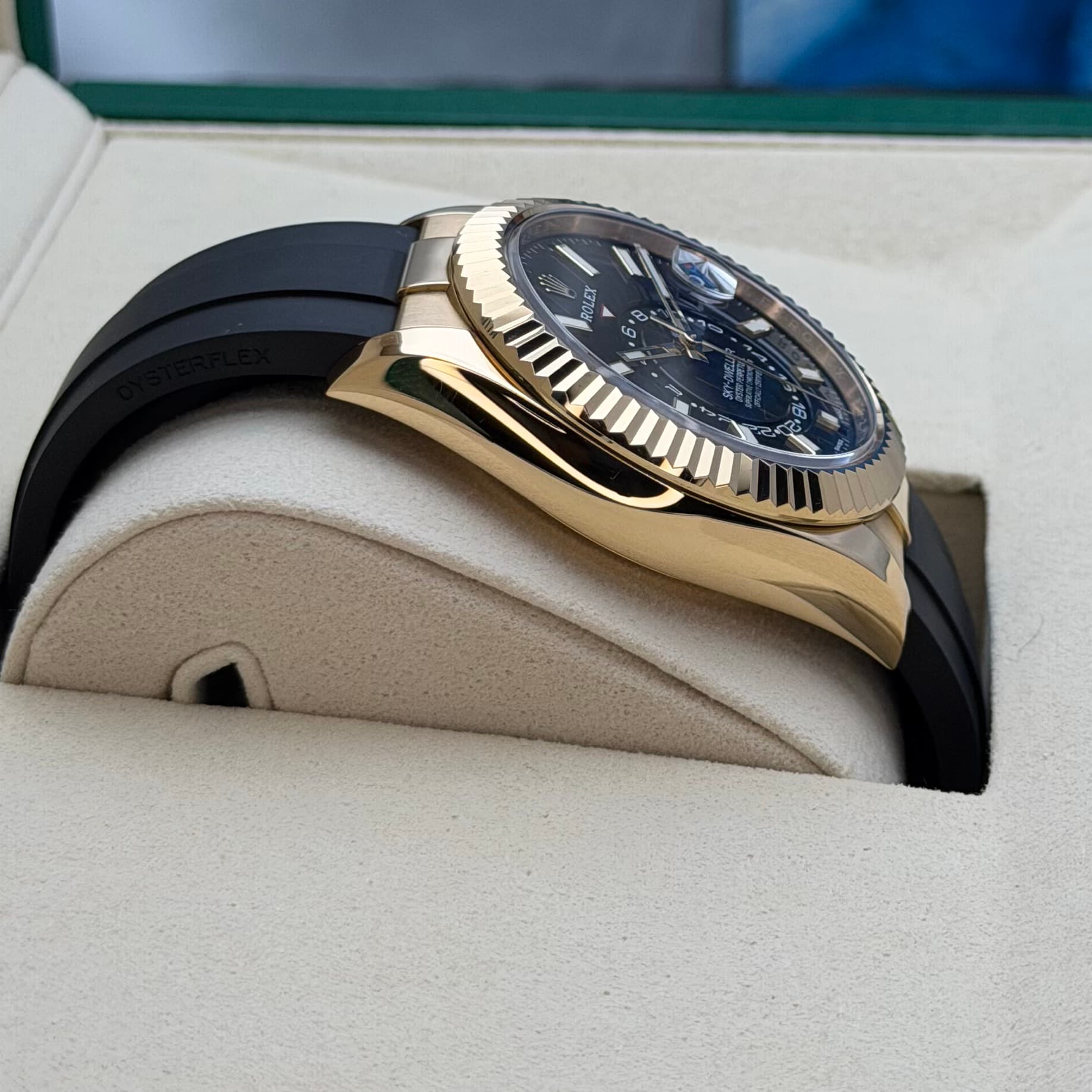Rolex Sky-Dweller (Ref. 326238-0009) — photo 8