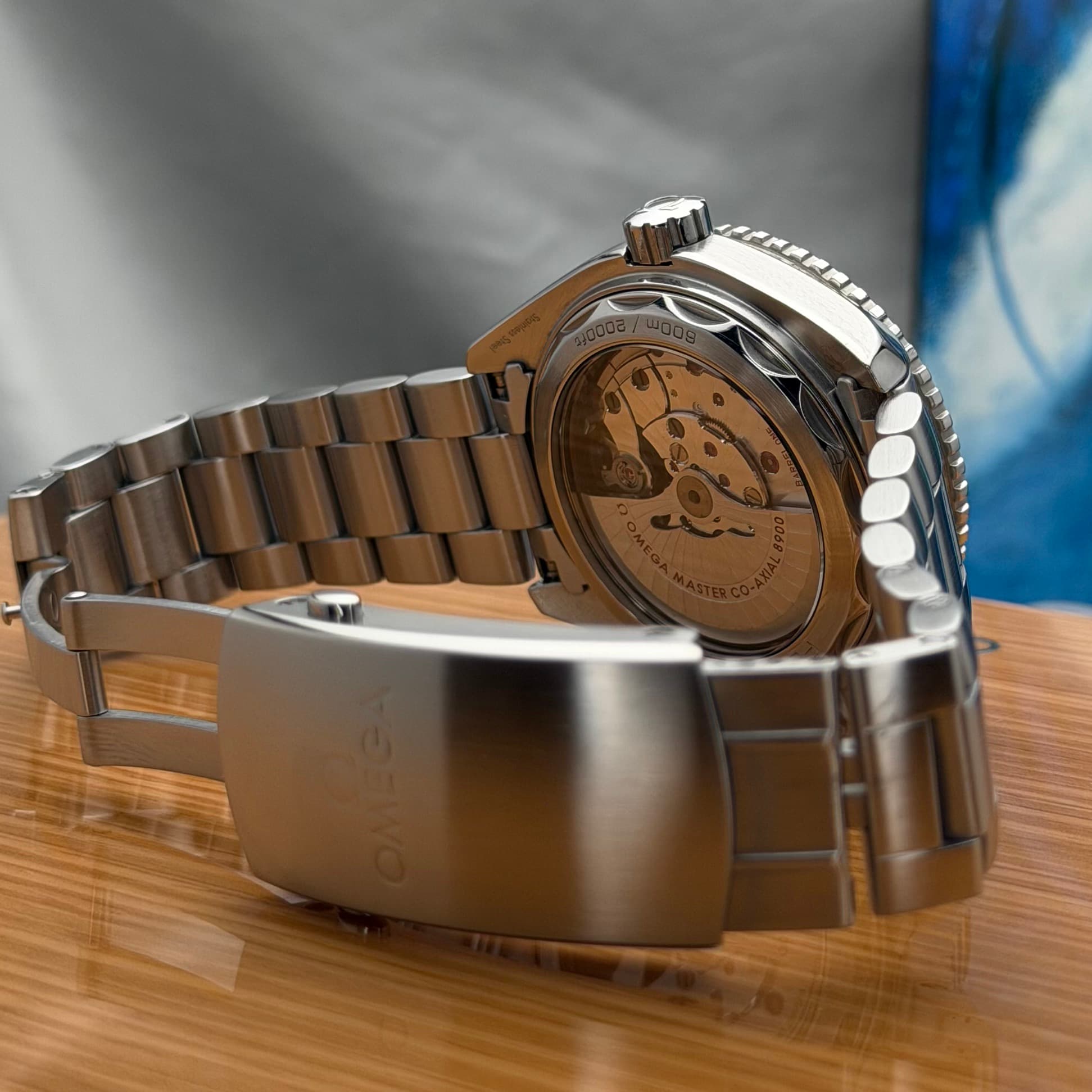 Omega Seamaster Planet Ocean (Ref. 215.30.44.21.01.002) — photo 15