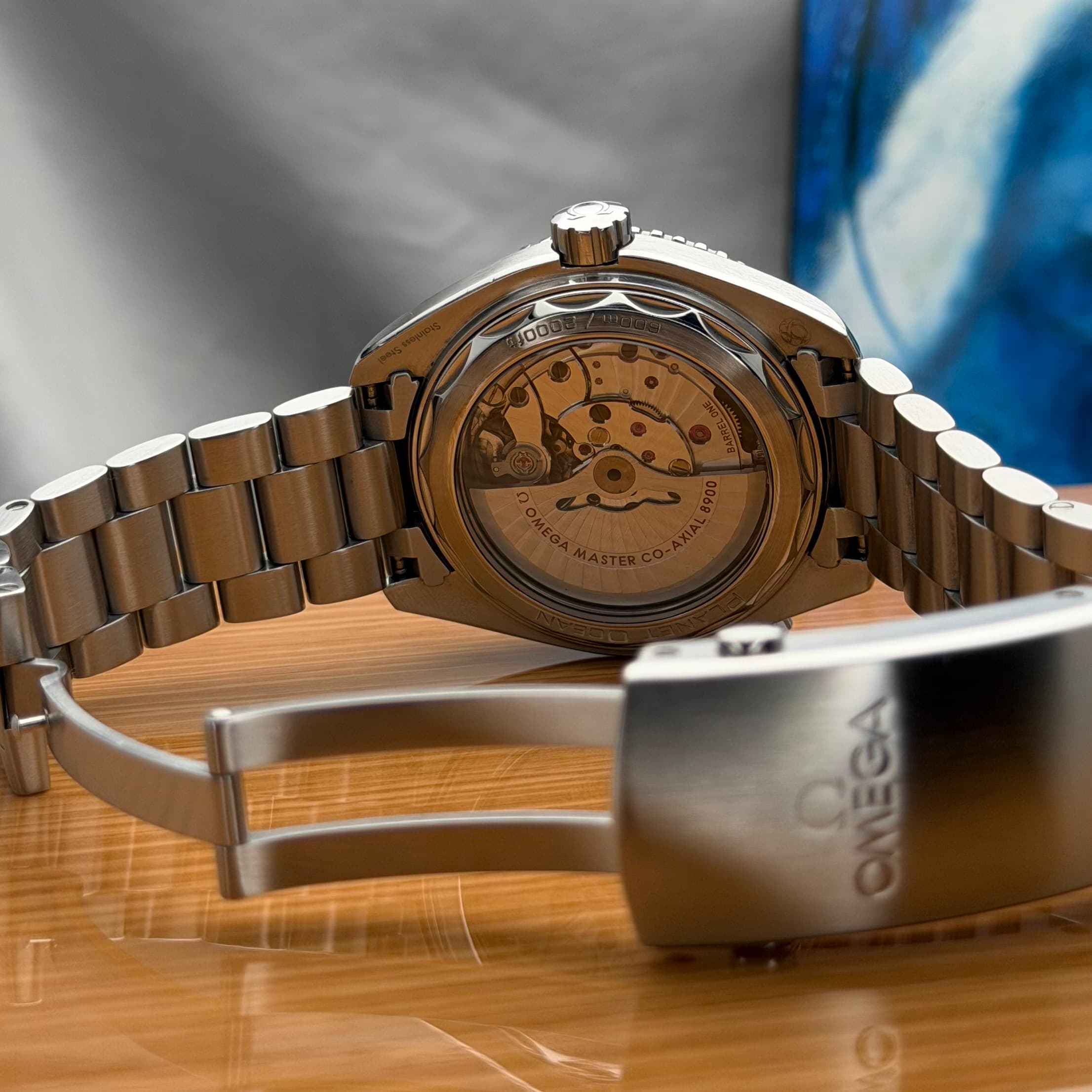 Omega Seamaster Planet Ocean (Ref. 215.30.44.21.01.002) — photo 13