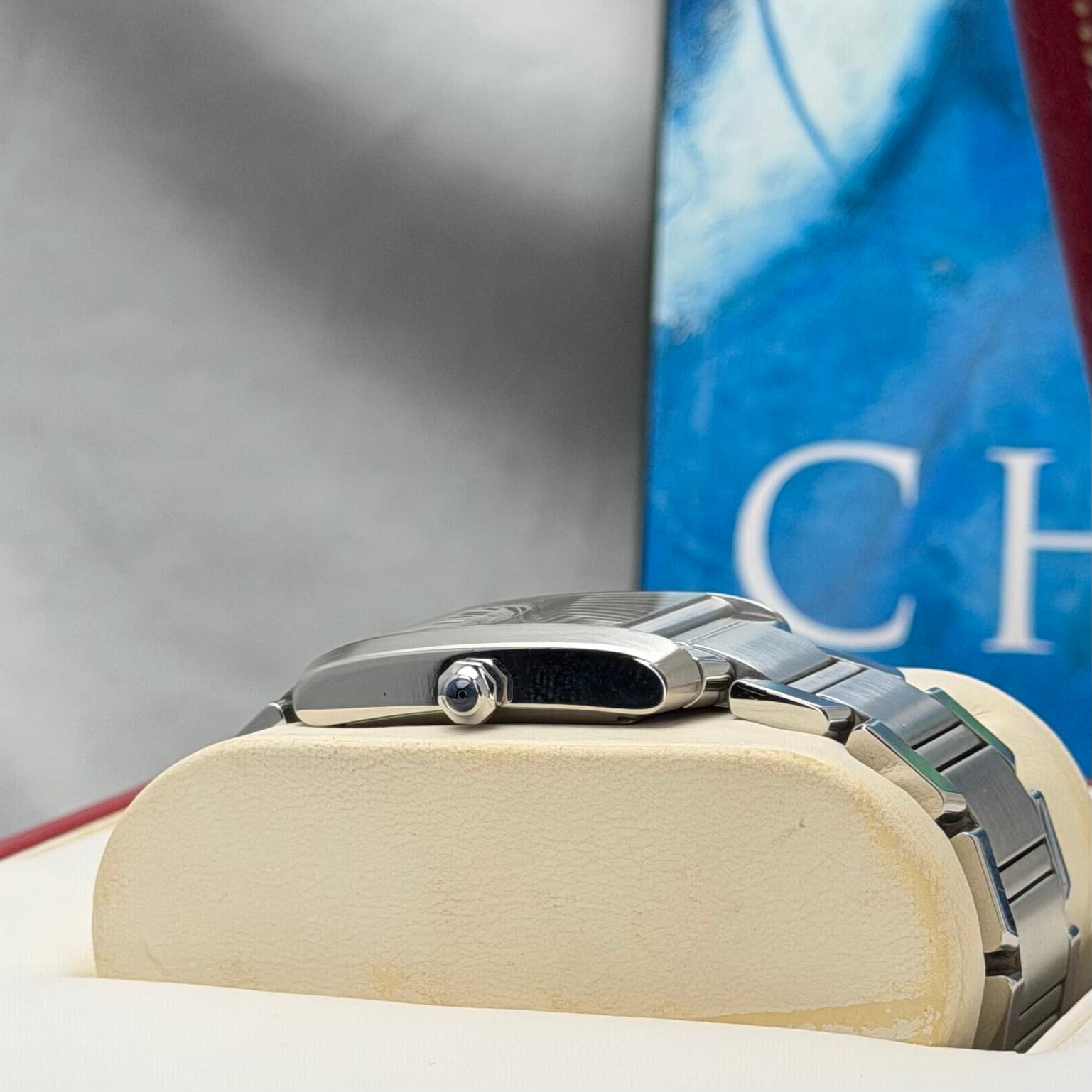 Cartier Tank Française (Ref. 2302 / W51002Q3) — photo 8