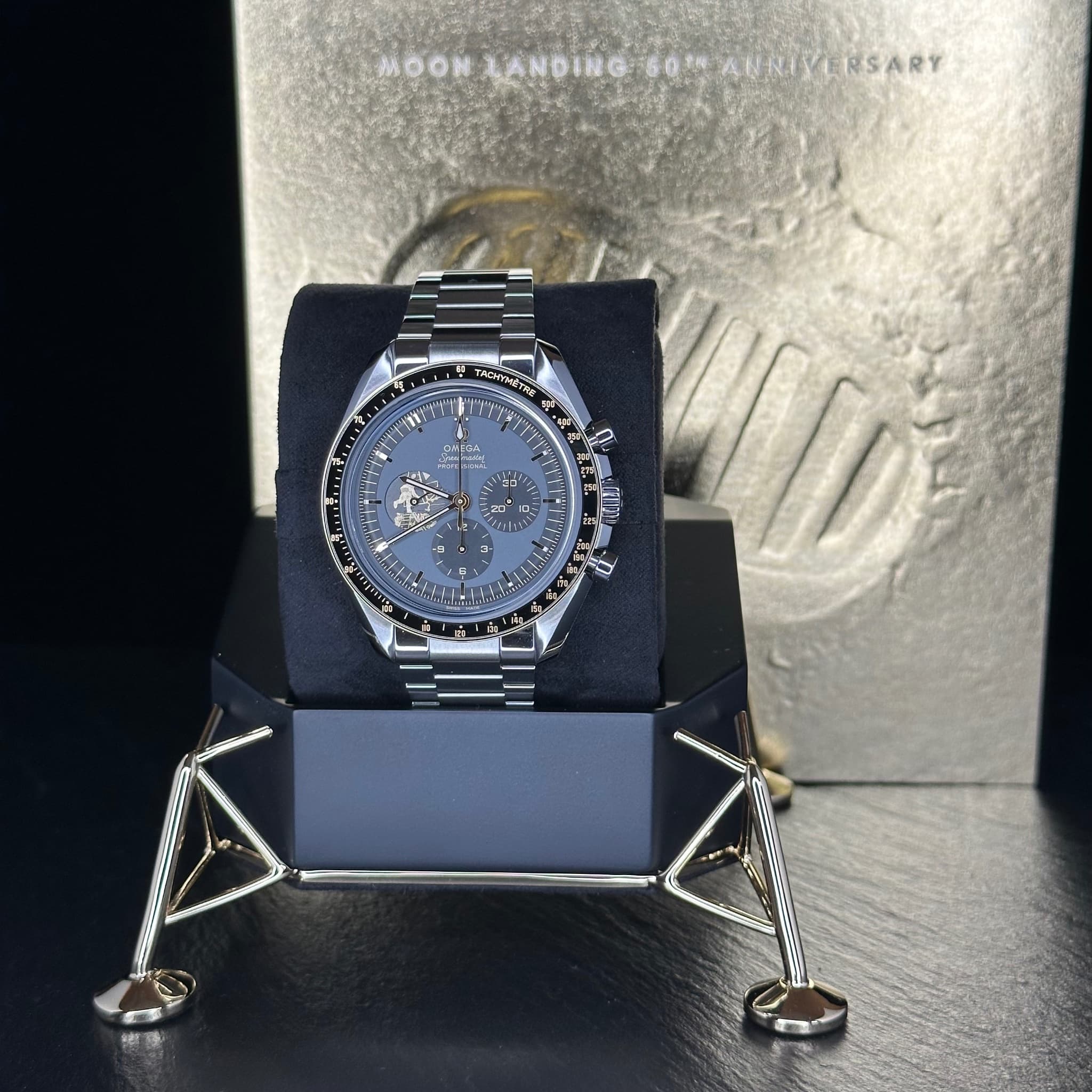 Omega Speedmaster Moonwatch (Ref. 310.20.42.50.01.001) — photo 2